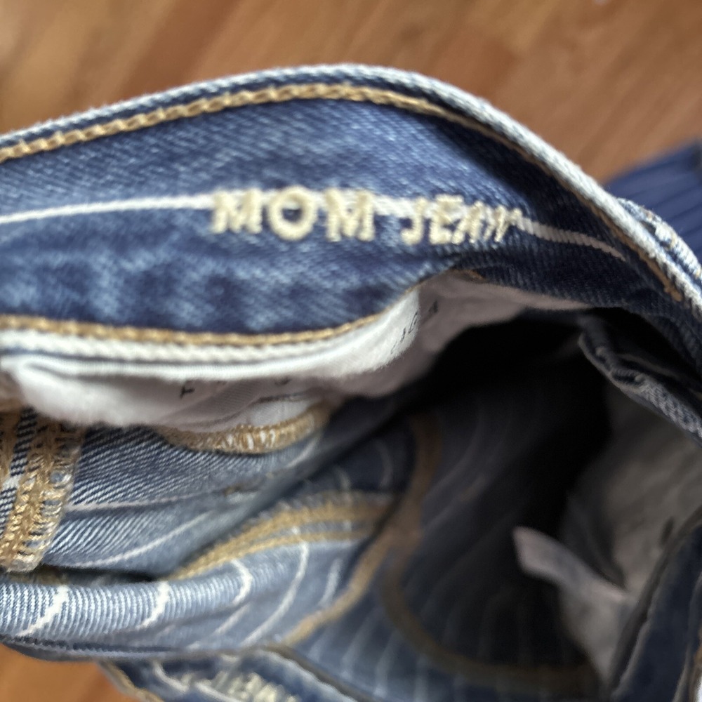 American Eagle Jeans Womens Blue Denim Striped Mom Jeans Regular Size 4 Short - Picture 7 of 9